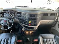 2018 Peterbilt 567