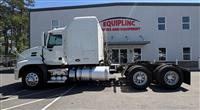 2018 Mack CXU 613 MID ROOF SLEEPER