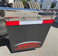 2018 Mack CXU 613 MID ROOF SLEEPER