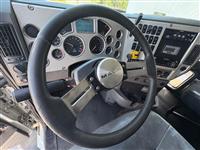 2018 Mack CXU 613 MID ROOF SLEEPER