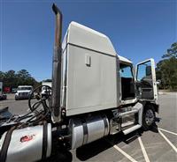 2018 Mack CXU 613 MID ROOF SLEEPER