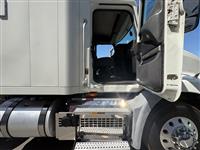 2018 Mack CXU 613 MID ROOF SLEEPER