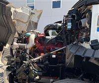 2018 Mack CXU 613 MID ROOF SLEEPER