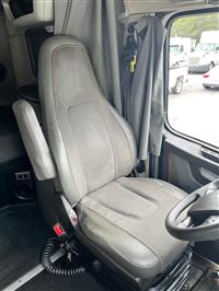 2024 Volvo VNL760