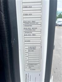 2024 Volvo VNL760