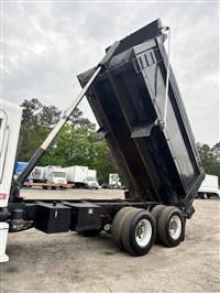 2007 Peterbilt 335