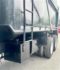 2007 Peterbilt 335
