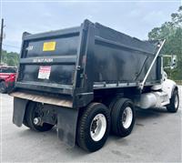 2007 Peterbilt 335