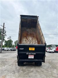 2007 Peterbilt 335