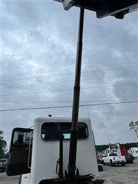2007 Peterbilt 335