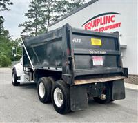 2007 Peterbilt 335