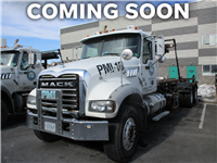 2012 Mack GU713