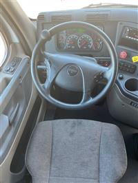 2015 Freightliner CASCADIA 116