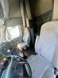 2015 Freightliner CASCADIA 116