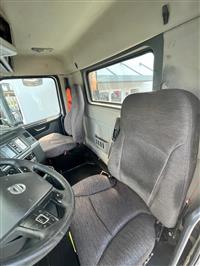 2019 Volvo VNR