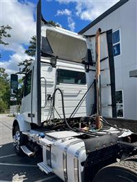 2019 Volvo VNR