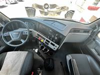 2020 Freightliner CASCADIA 116