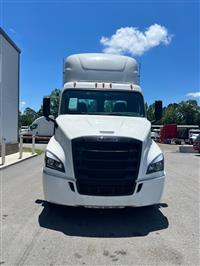 2020 Freightliner CASCADIA 116