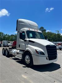 2020 Freightliner CASCADIA 116