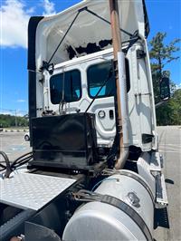 2020 Freightliner CASCADIA 116