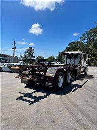 2012 Mack GU713