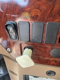 2012 Mack GU713