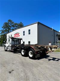2012 Mack GU713