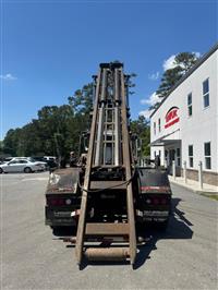 2012 Mack GU713