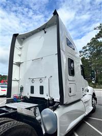 2022 Kenworth T680