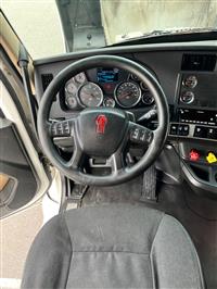 2022 Kenworth T680