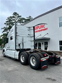 2024 Volvo VNL760