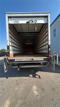 2019 Freightliner M2 106