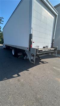 2019 Freightliner M2 106