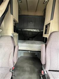 2017 Freightliner Cascadia