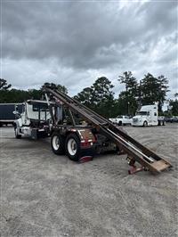 2016 Mack GU713
