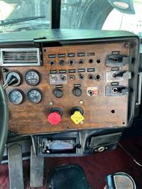 1989 Peterbilt 379
