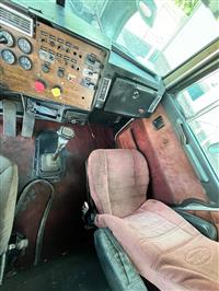 1989 Peterbilt 379