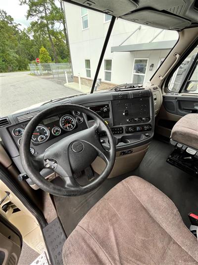2018 Freightliner Cascadia