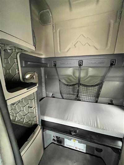 2018 Freightliner Cascadia