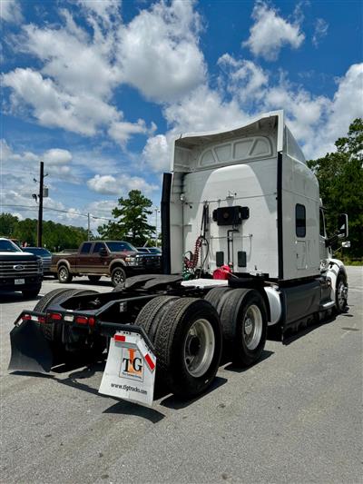 2017 Peterbilt 579