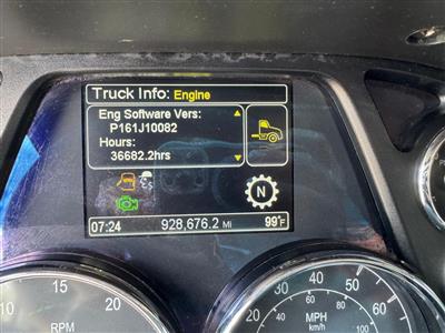 2017 Peterbilt 579