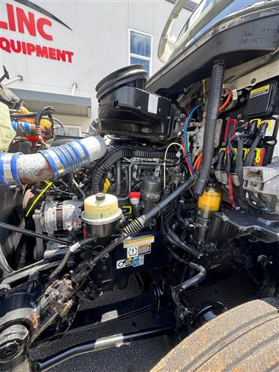 2017 Peterbilt 579