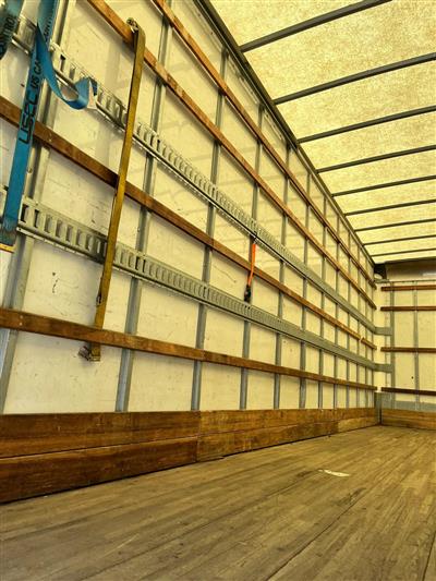 2019 Freightliner M2 BOX TRUCK