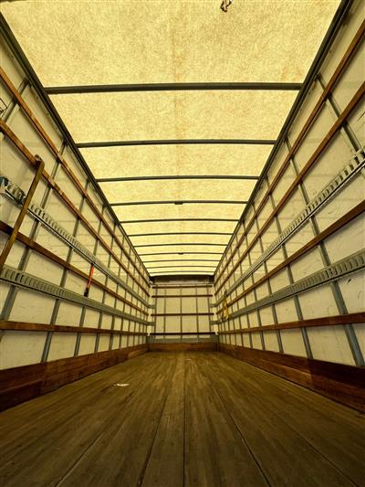 2019 Freightliner M2 BOX TRUCK