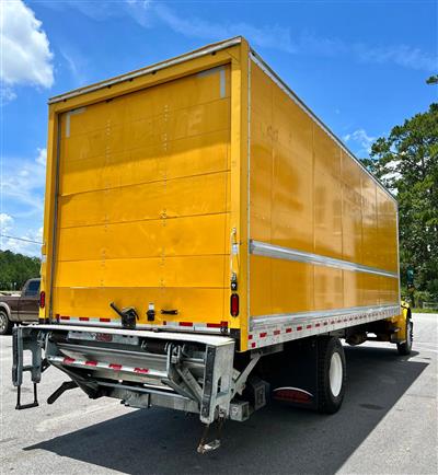 2019 Freightliner M2 BOX TRUCK
