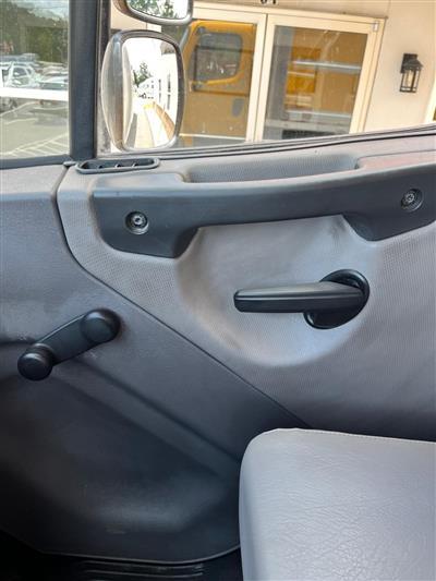 2019 Freightliner M2 BOX TRUCK