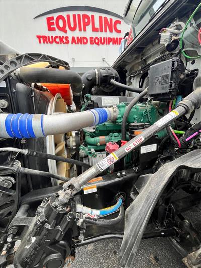 2019 Volvo VNR