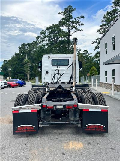 2019 Volvo VNR