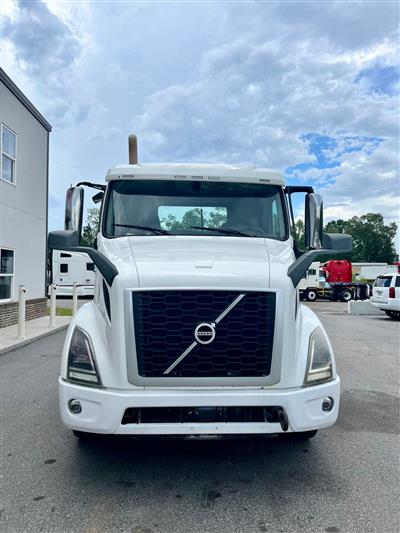2019 Volvo VNR