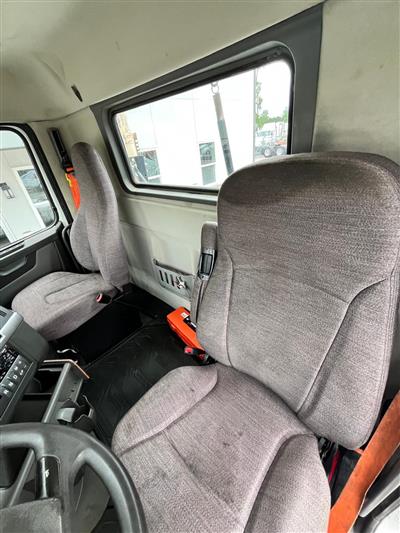 2019 Volvo VNR